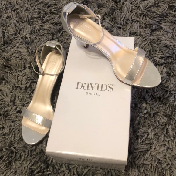 🌸Brand new in box David’s bridal shoes🌸 - Picture 3 of 4